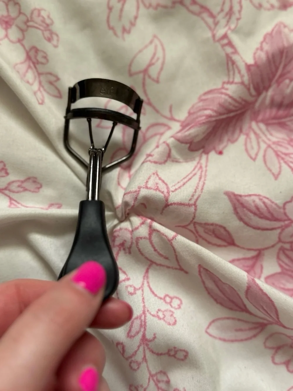 ELF Eyelash Curler with Black Grip Handles